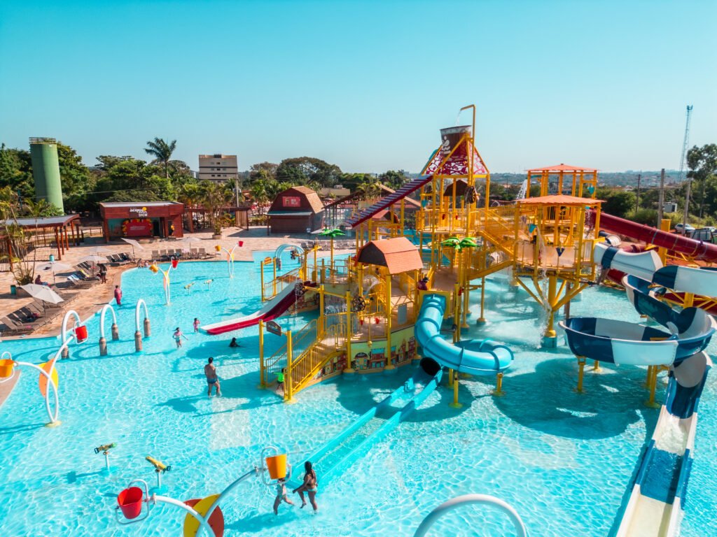 13- PISCINAS
